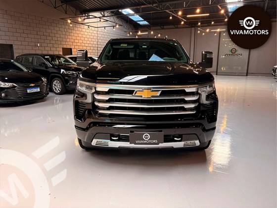 CHEVROLET SILVERADO 5.3 V8 GASOLINA 1500 HIGH COUNTRY 4X4 AUTOMÁTICO CHEVROLET SILVERADO 5.3 V8 GASOLINA 1500 HIGH COUNTRY 4X4 AUTOMÁTICO